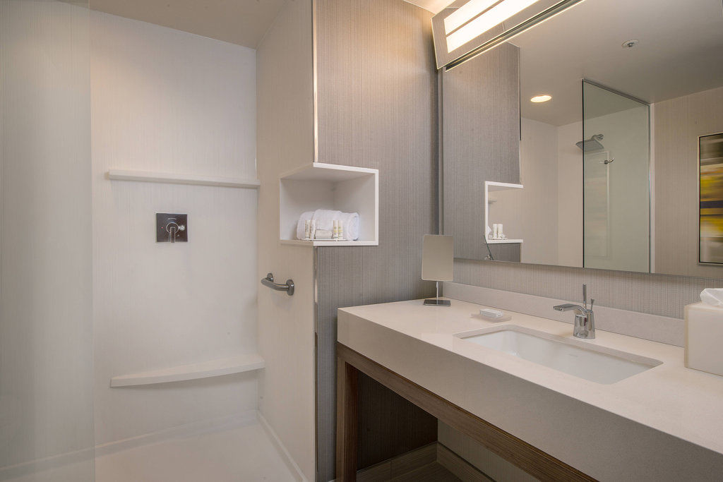 Courtyard By Marriott Albion Hotell Eksteriør bilde