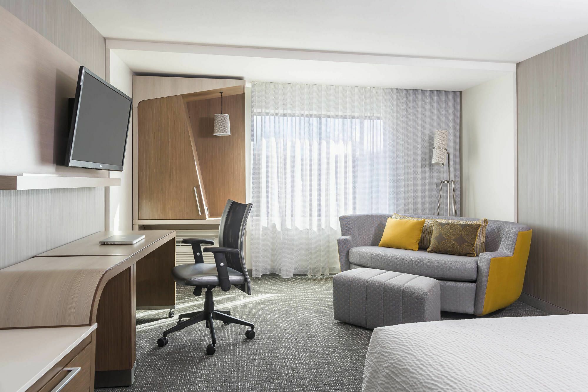 Courtyard By Marriott Albion Hotell Eksteriør bilde